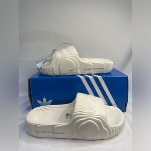 Adidas Adilette 22 Slides  Off White (IG8263) Size 7W/6M